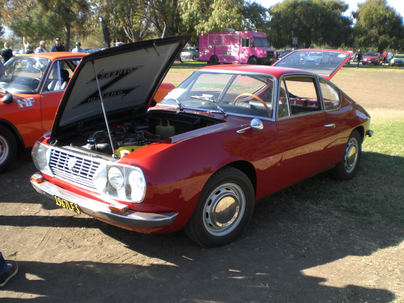 Illustration for article titled Lots of Pictures of the Cool Cars of France and Italy in Van Nuys, CA Yesterday Part 1